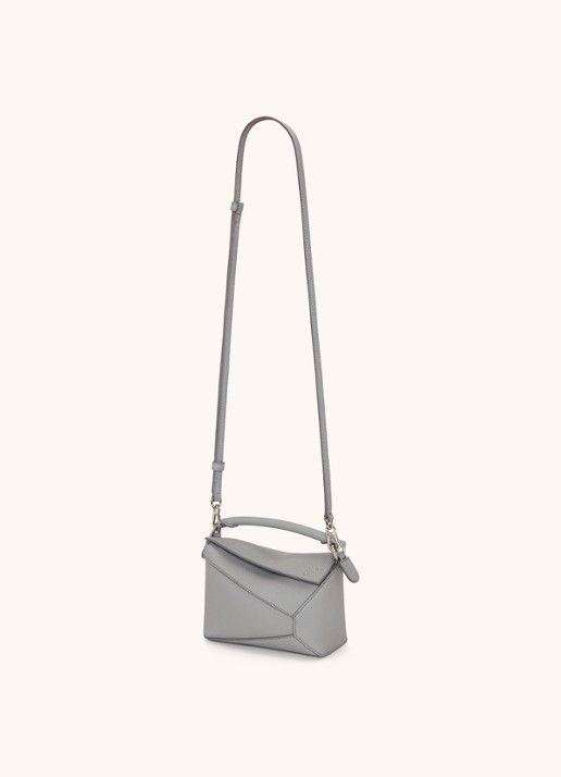 LOEWE Puzzle Edge Mini handtas van kalfsleer - detail 3 lichtgrijs