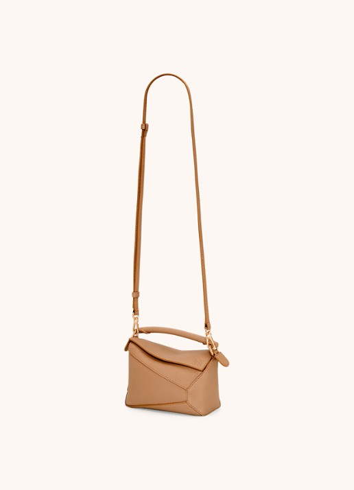 LOEWE Puzzle Edge Mini handtas van kalfsleer - detail 4 lichtbruin