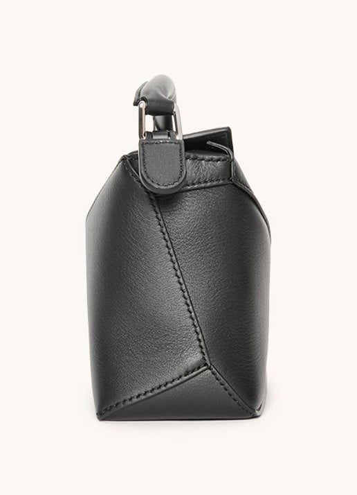 LOEWE Puzzle Edge Mini handtas van kalfsleer - achterkant 8 zwart