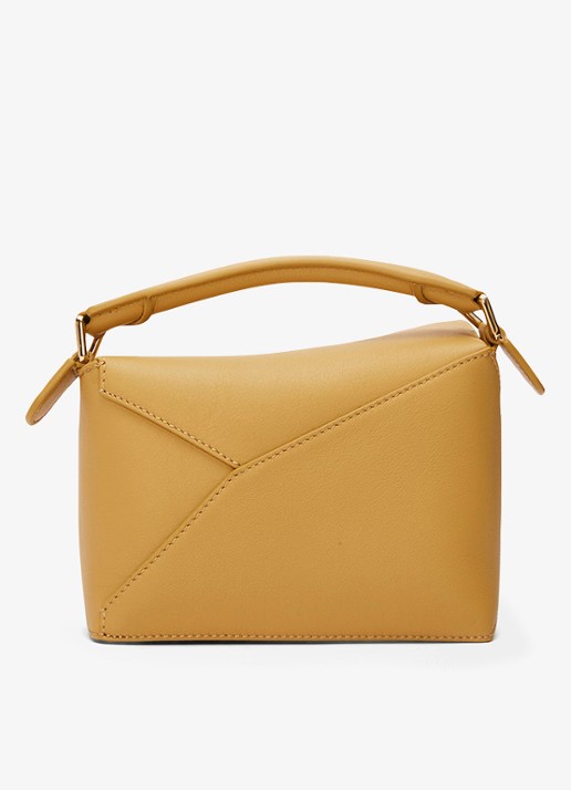 LOEWE Puzzle Edge Mini handtas van kalfsleer - achterkant okergeel