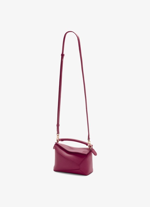 LOEWE Puzzle Edge Mini handtas van kalfsleer - detail 2 aubergine