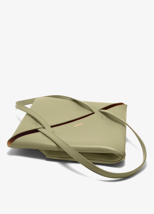 LOEWE Puzzle Fold Medium shopper van kalfsleer - detail 7 olijfgroen