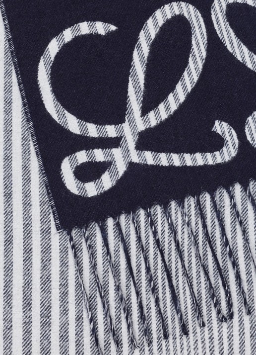 LOEWE Reversible fijngebreide sjaal in kasjmierblend met logo 180 x 28 cm - detail 3 donkerblauw