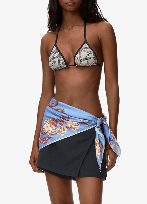 LOEWE Reversible sjaal van zijde met logoprint 90 x 90 cm - voorkant 4 blauw