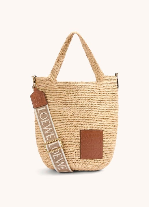 LOEWE Slit schoudertas van raffia met kalfsleren details - voorkant 4 camel