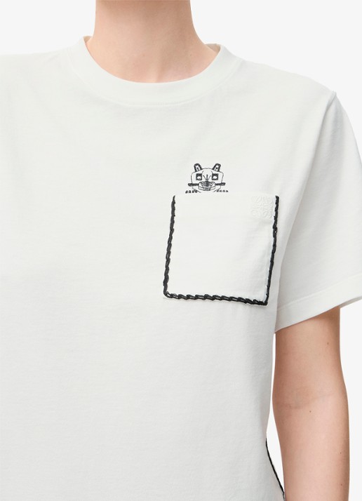LOEWE T-shirt met borduring en borstzak - detail 5 wit