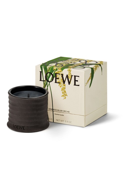 LOEWE Textured Candle - geurkaars 170 gram - voorkant 2 donkerbruin