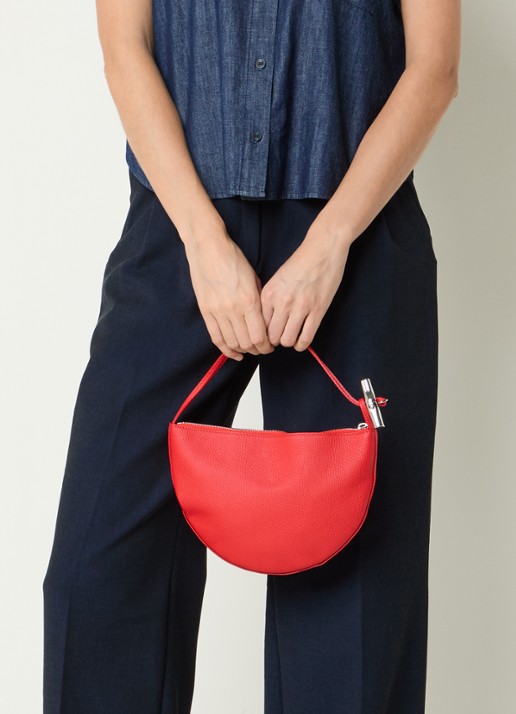 Longchamp Le Roseau schoudertas M van leer - voorkant 6 koraalrood