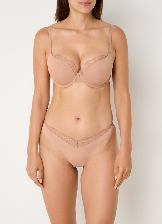 Lounge Tanga met kant - voorkant 5 beige