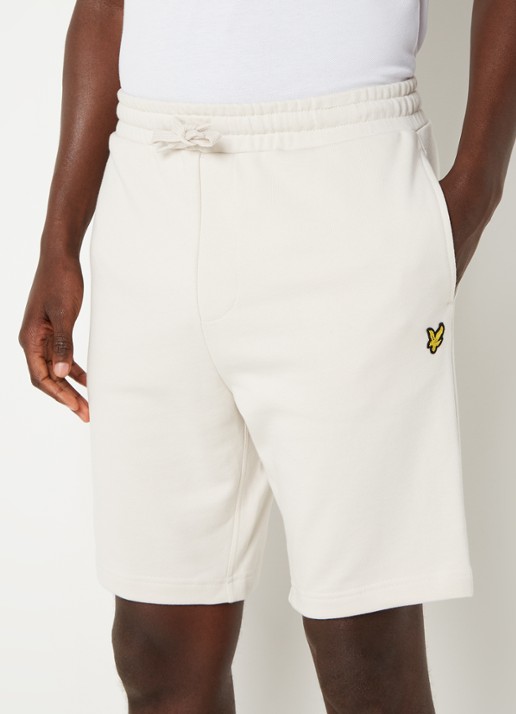 Lyle & Scott Straight fit korte joggingbroek van  katoen met logo  - detail 3 creme