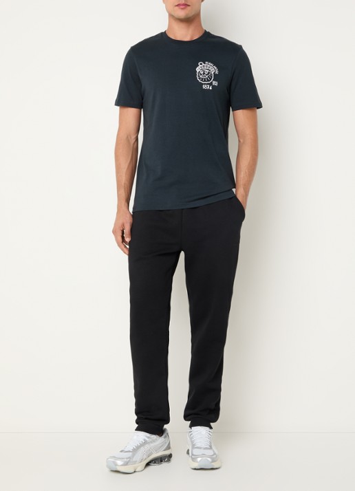 Lyle & Scott T-shirt met front- en backprint - voorkant 3 zwart