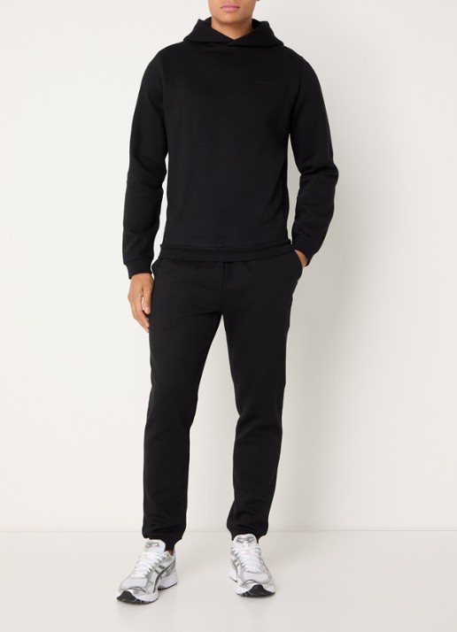 Lyle & Scott Tapered fit joggingbroek met logo en steekzakken - voorkant 3 zwart