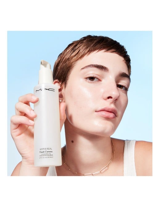 M·A·C Hyper Real Fresh Canvas Cleansing Oil - make-up remover - detail 3 undefined