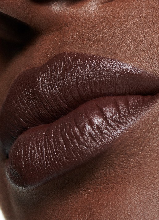 M·A·C Macximal Matte Lipstick  - detail 2 bare macximal