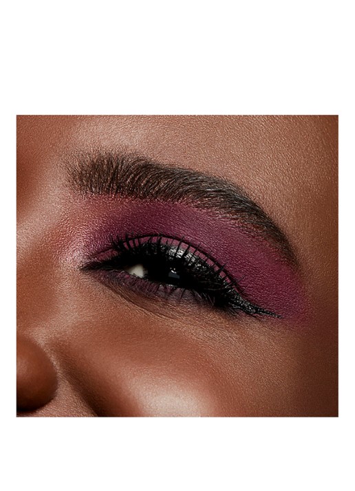 M·A·C Powder Kiss Eyeshadow - oogschaduw - voorkant 2 lens blur