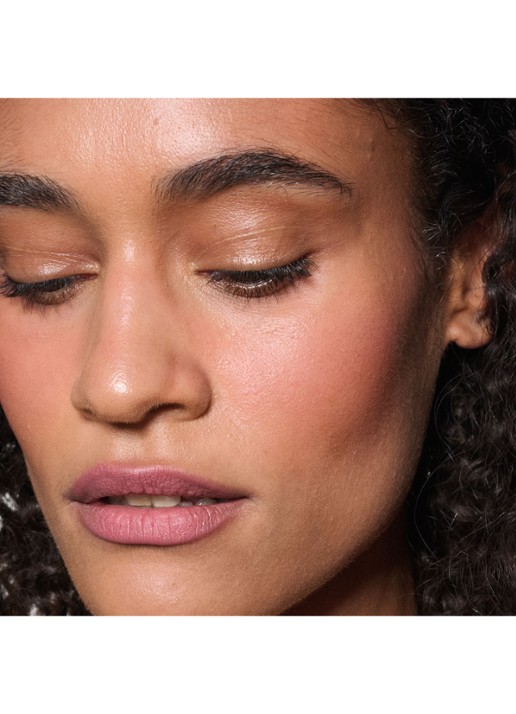 M·A·C Powder Kiss Lip + Cheek Mousse - lipstick - detail 4 more the mehr-ier
