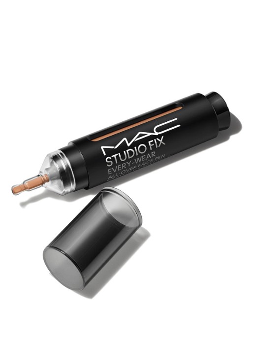 M·A·C Studio Fix Every-Wear All-Over Face Pen - concealer pen - voorkant nc40