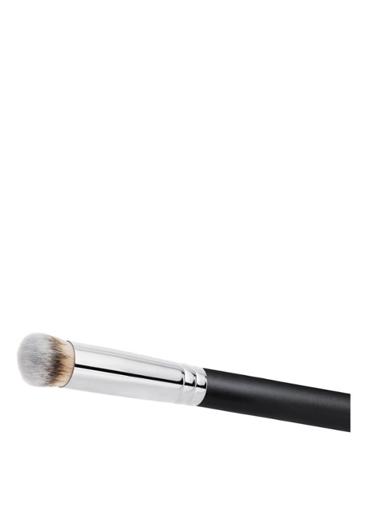 M·A·C 270S Concealer Brush - concealer kwast - voorkant 3 zwart