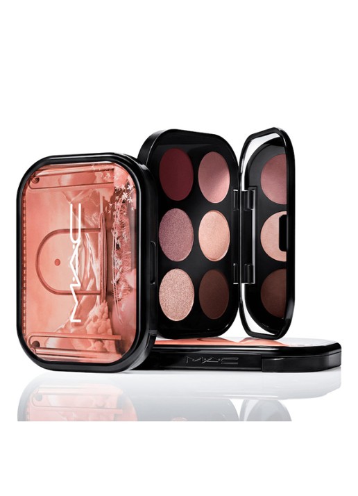 M·A·C  Connect In Colour Eye Shadow Palette X6 - oogschaduw palette - voorkant embedded in burgundy