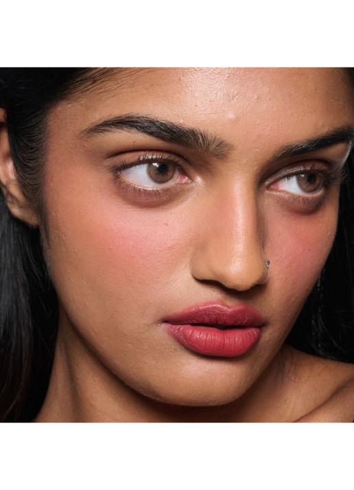 M·A·C Powder Kiss Lip + Cheek Mousse - lipstick - detail 3 ruby boo