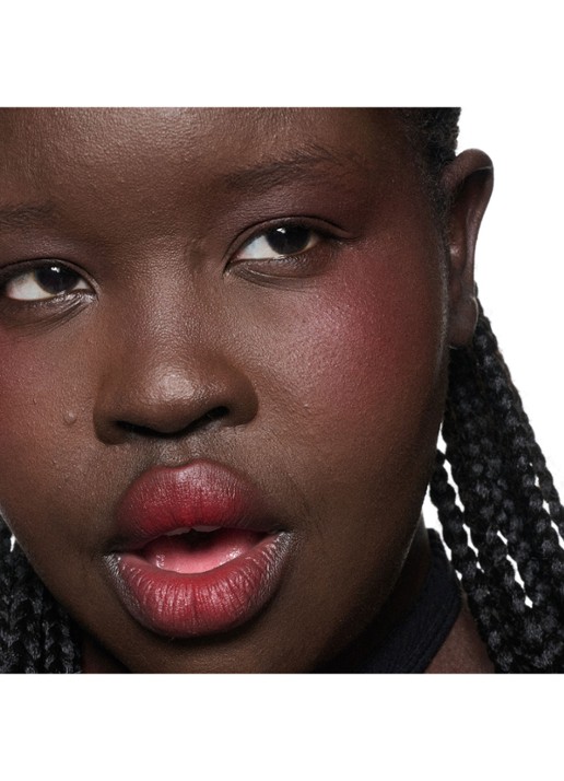 M·A·C Powder Kiss Lip + Cheek Mousse - lipstick - detail 4 ruby boo
