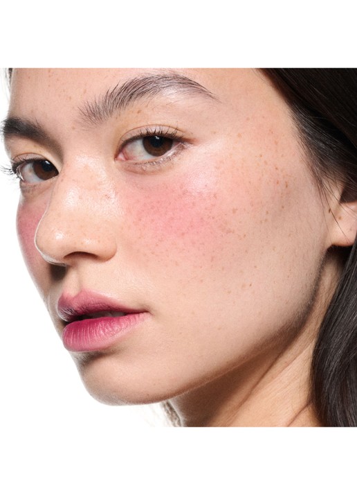 M·A·C Powder Kiss Lip + Cheek Mousse - lipstick - detail 4 date night