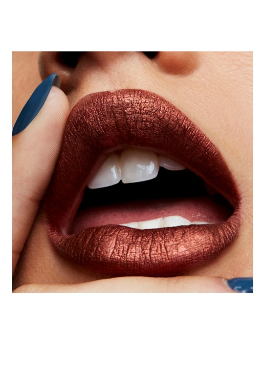 M·A·C Retro Matte Liquid Lipcolour - lipstick - detail 5 foiled