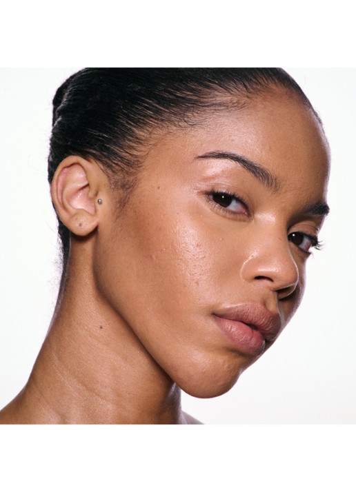 M·A·C Skinfinish Lightstruck Liquid Highlighter - detail 5 bronze glaze