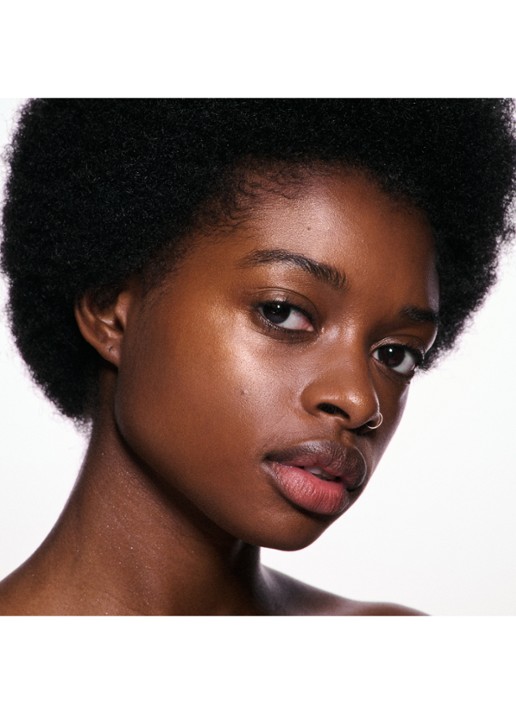 M·A·C Skinfinish Lightstruck Liquid Highlighter - detail 6 bronze glaze