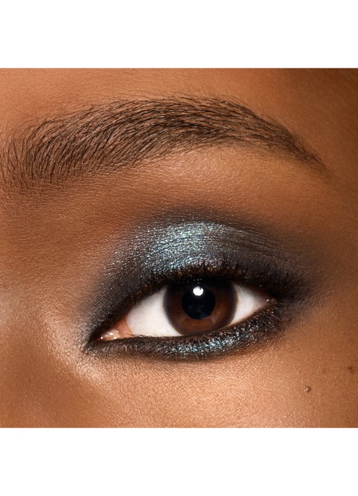 M·A·C Smoke + Ice Eye Shadow Duo - Limited Edition set  - detail 5 smoke,sequins