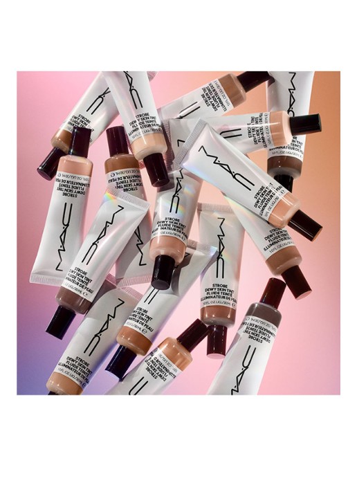 M·A·C Strobe Dewy Skin Tint - getinte moisturizer - detail 6 4 deep
