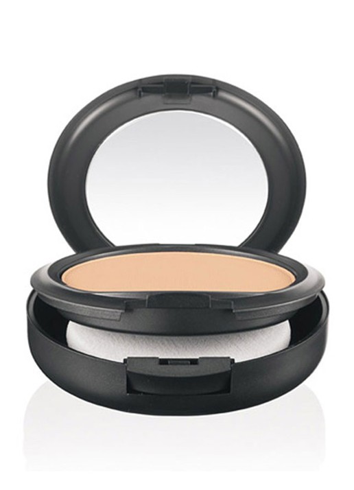 M·A·C Studio Fix Powder Plus Foundation - voorkant nc44.5