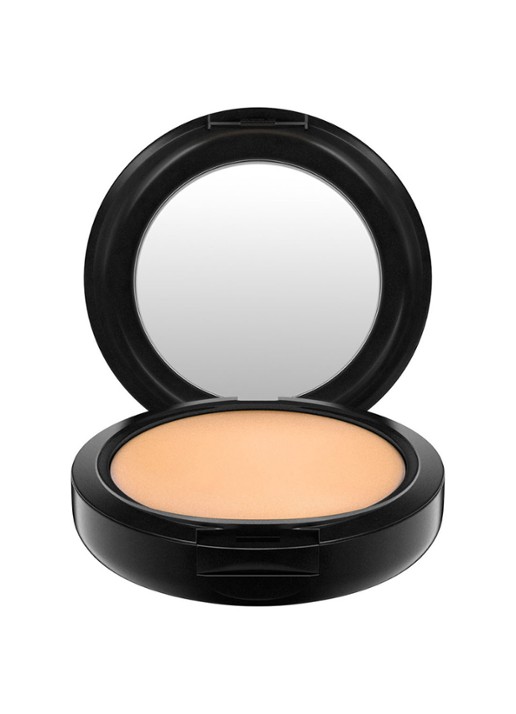 M·A·C Studio Fix Powder Plus Foundation - voorkant 3 c5