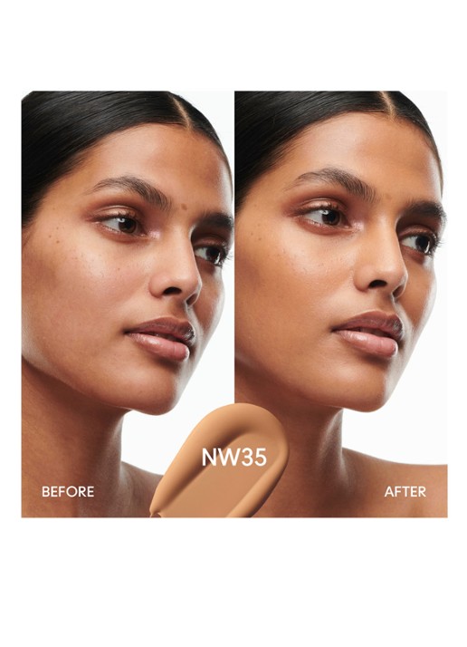 M·A·C Studio Radiance Serum-Powered Foundation - detail 2 nw35