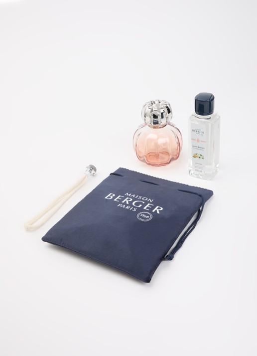 Maison Berger Lampe Berger Corali Rose cadeauset met Lady Flower navulling 250 ml  - voorkant 3 roze