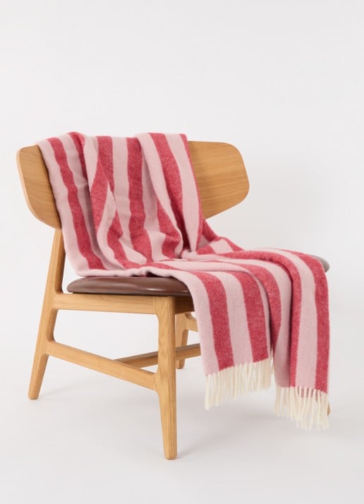 Maison Deux Candy Wrap plaid van wol 130 x 200 cm - voorkant 3 roze
