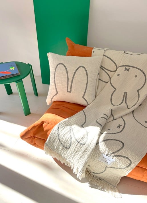 Maison Deux Miffy plaid 130 x 200 cm - voorkant 2 creme
