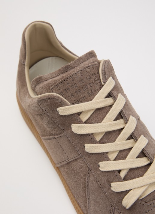 Maison Margiela Replica sneaker van kalfssuède - detail 4 taupe