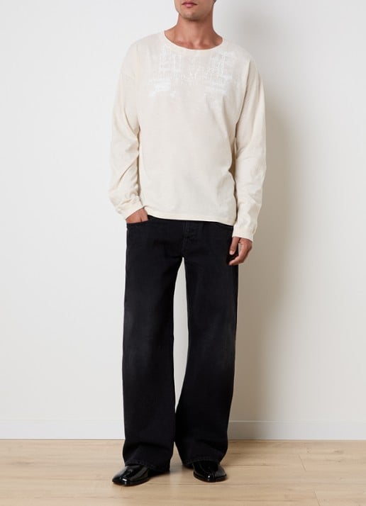 Maison Margiela T-shirt met logoprint - voorkant 3 creme