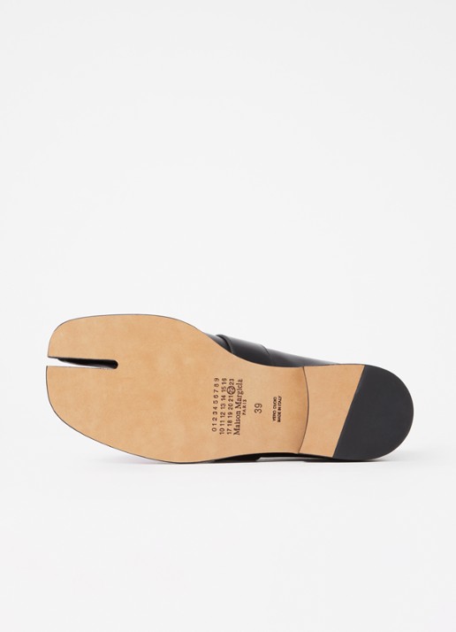 Maison Margiela Tabi loafer van kalfsleer - detail 3 zwart