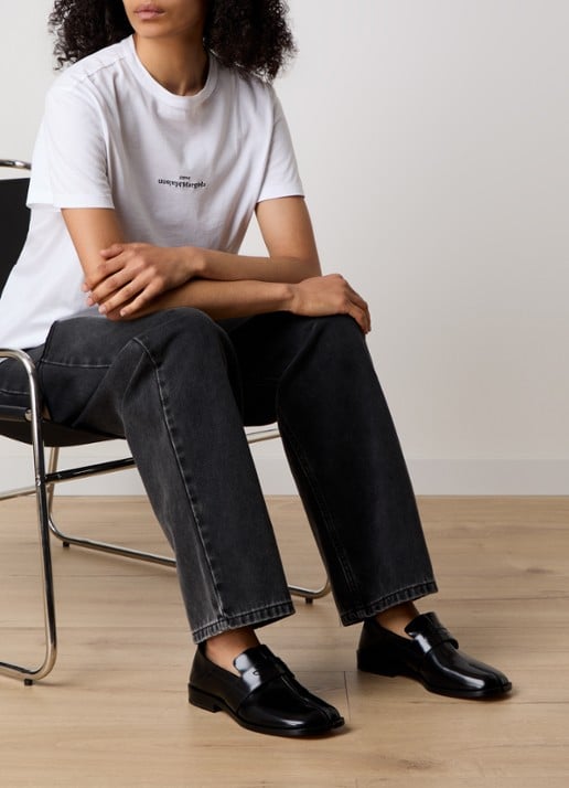 Maison Margiela Tabi loafer van leer - voorkant 6 zwart