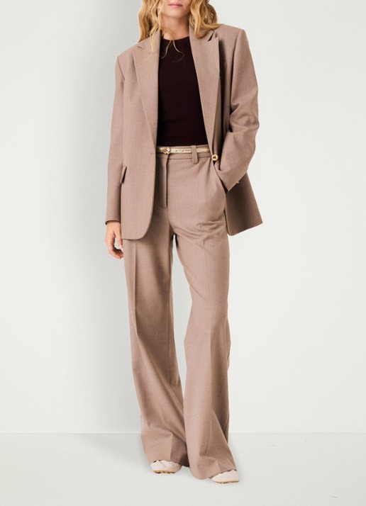 Maje Blazer in wolblend met klepzakken - voorkant 7 beige