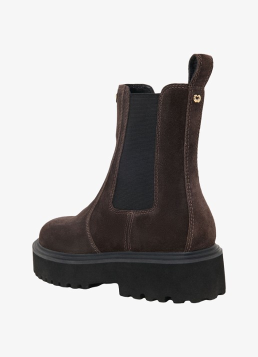 Maje Chelsea boot van suéde - detail 4 donkerbruin
