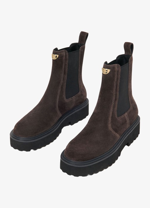 Maje Chelsea boot van suéde - detail 7 donkerbruin
