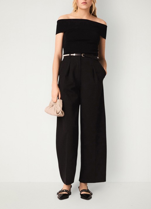 Maje Fijngebreide off shoulder top - voorkant 6 jeans