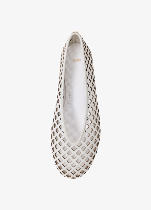 Maje Filaria ballerina van leer met cut-out details - detail 4 wit