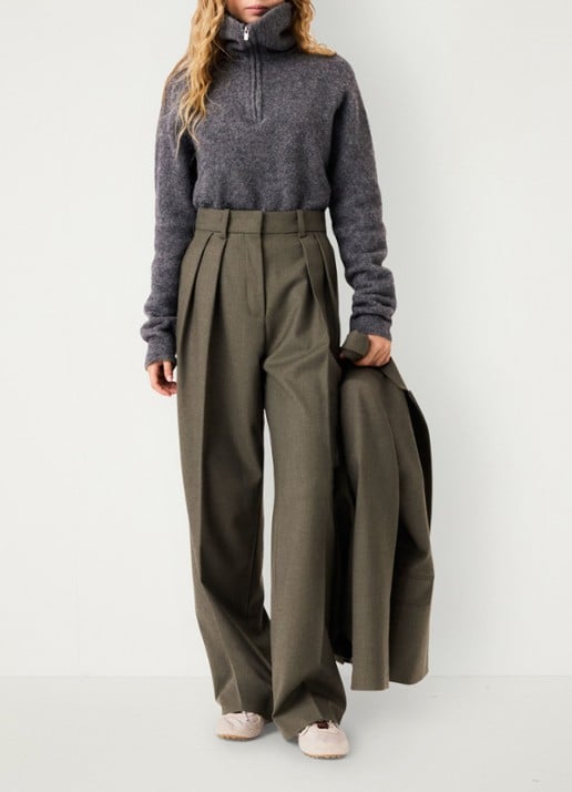 Maje High waist wide fit pantalon in wolblend - voorkant 8 legergroen