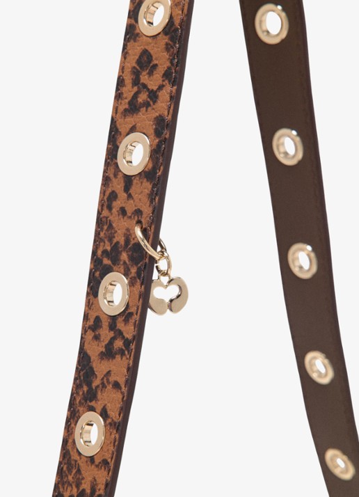 Maje Schoudertas met slangenprint - detail 2 bruin