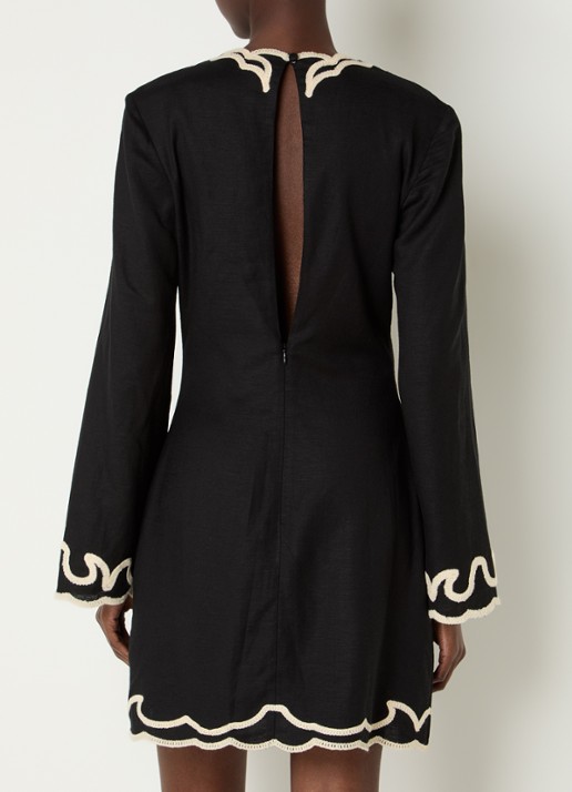 Malina Henny mini jurk met borduring en cut-out detail - achterkant zwart