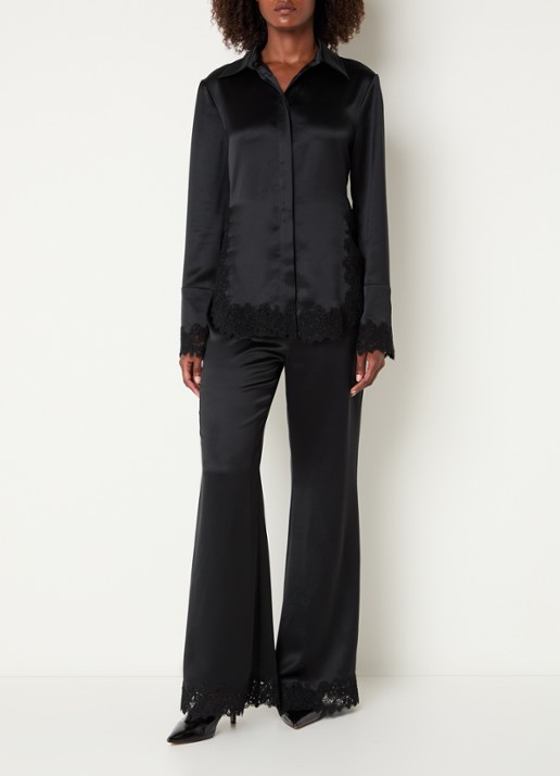 Malina Marine high waist flared fit pantalon van satijn met details van kant - voorkant 2 zwart